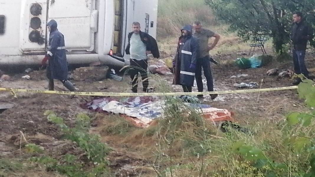 Konya-Isparta yolundaki katliam gibi kazada vefat edenlerin kimlikleri açıklandı! 4